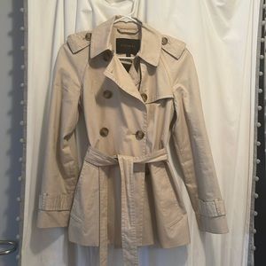 Coach Short Trench